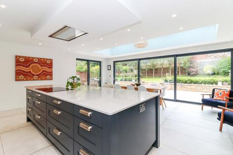 5 bedroom detached house for sale, Wattleton Road, Beaconsfield, HP9