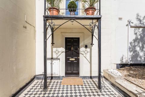 undefined, Bristol Gardens, Little Venice, London, W9