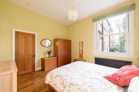 2 bedroom ground floor flat for sale, Fairlop Road, Leytonstone, London, E11 1BW