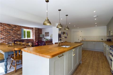 14 Chestnut Grove, Purley On Thames, Reading, RG8 8BU
