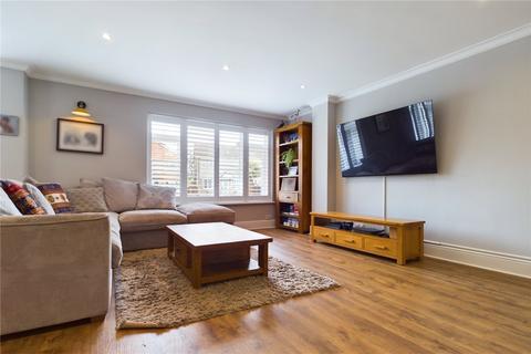 14 Chestnut Grove, Purley On Thames, Reading, RG8 8BU