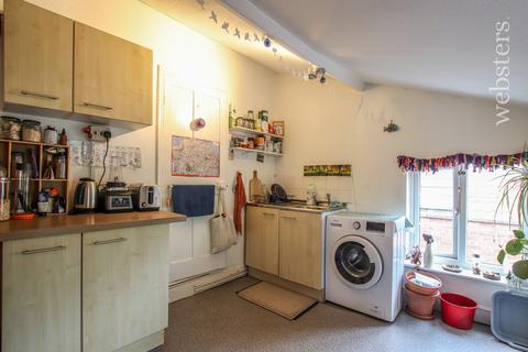 21 Caernarvon Road, Norwich, NR2 3HZ