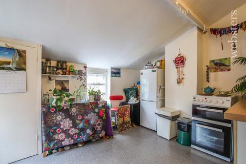 21 Caernarvon Road, Norwich, NR2 3HZ