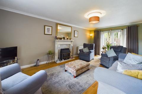 4 bedroom detached house for sale, Nunnery Drive, Thetford