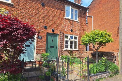 2 bedroom cottage for sale, High Street, Loddon