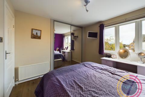 43 Bathlin Crescent, Glasgow, G69 0NE