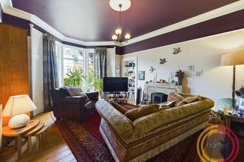 3 bedroom semi-detached house for sale, Hillcrest Avenue, Carmyle, Glasgow, G32 8DN
