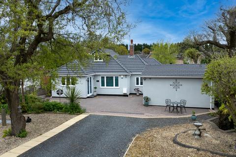 3 bedroom detached bungalow for sale, Dyas Road, Hollywood