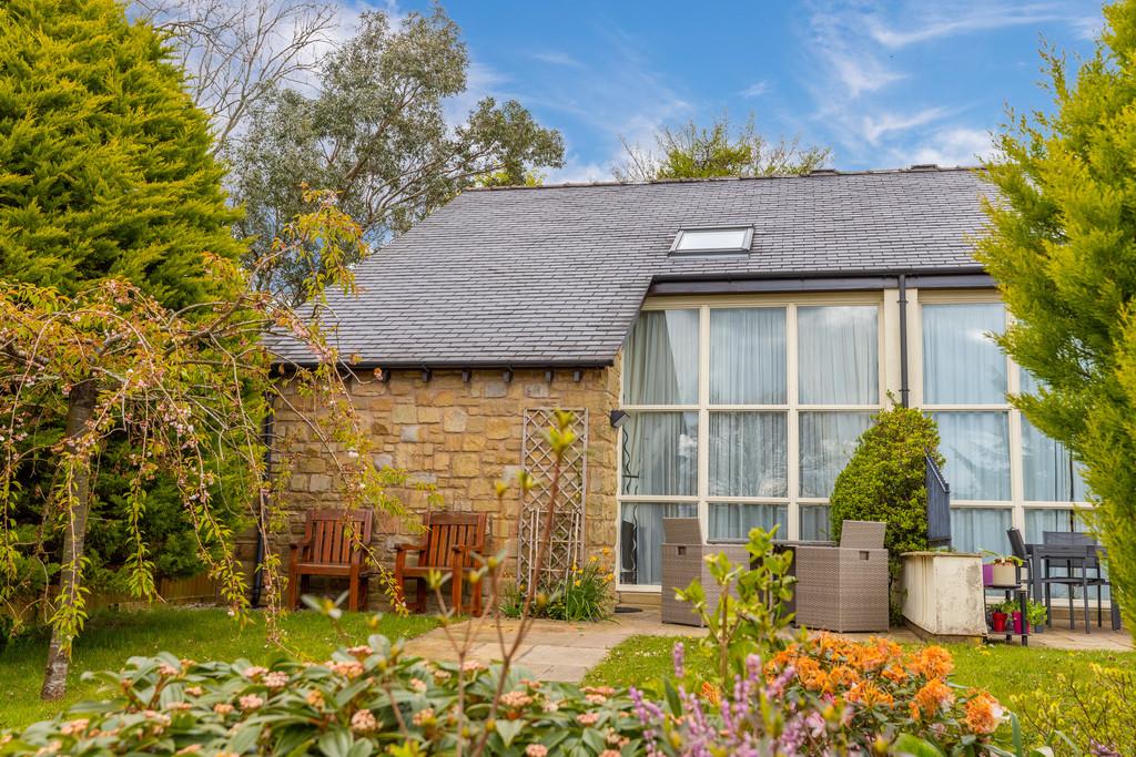 15 The Meadows, Kirkby Lonsdale, LA6 2GY 2 bed semidetached house for