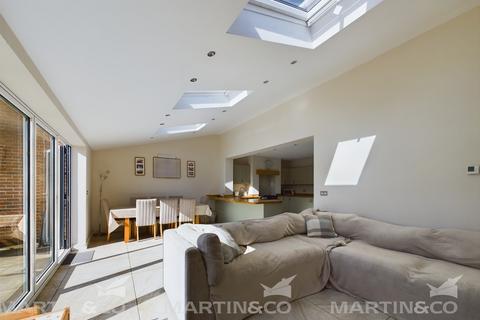 Hazeldene High Street, Norton, Doncaster, DN6 9EL