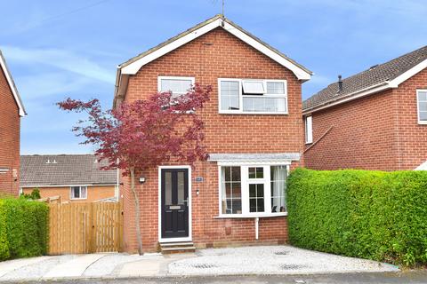 3 bedroom detached house for sale, Stonebeck Avenue, Harrogate