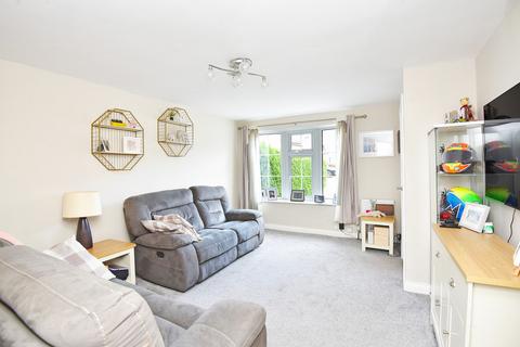 3 bedroom detached house for sale, Stonebeck Avenue, Harrogate