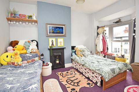 9 Birch Grove, Harrogate, HG1 4HR