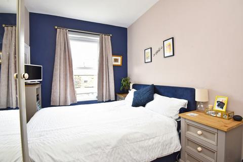 9 Birch Grove, Harrogate, HG1 4HR