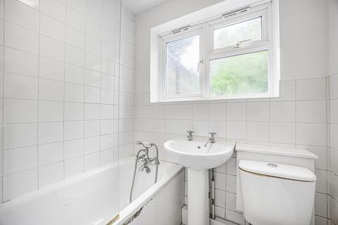 33 Chelsham Road, South Croydon, CR2 6HZ