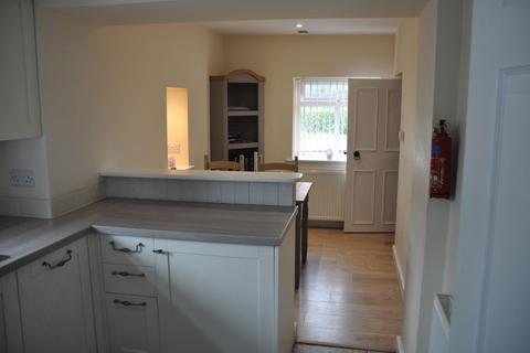 2 bedroom detached house to rent, Tollgate, Holyhead, LL65