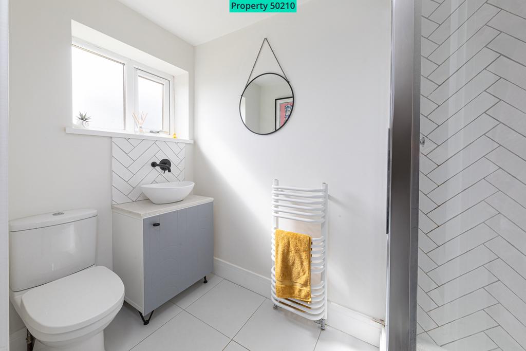 Master Ensuite