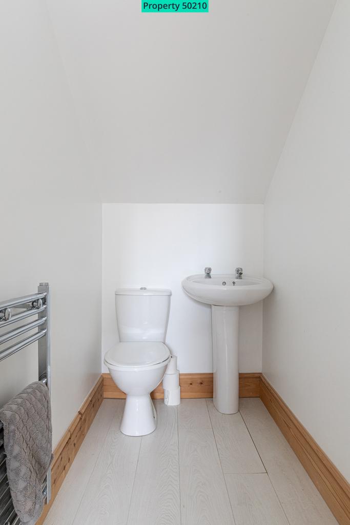 Bedroom 5 WC