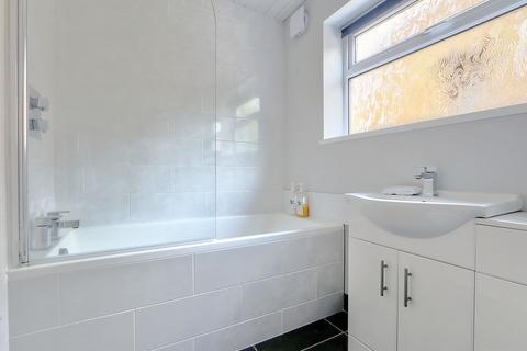 66 Woodley Grove, Ormesby, Middlesbrough, TS7 9HW