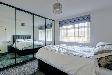 66 Woodley Grove, Ormesby, Middlesbrough, TS7 9HW