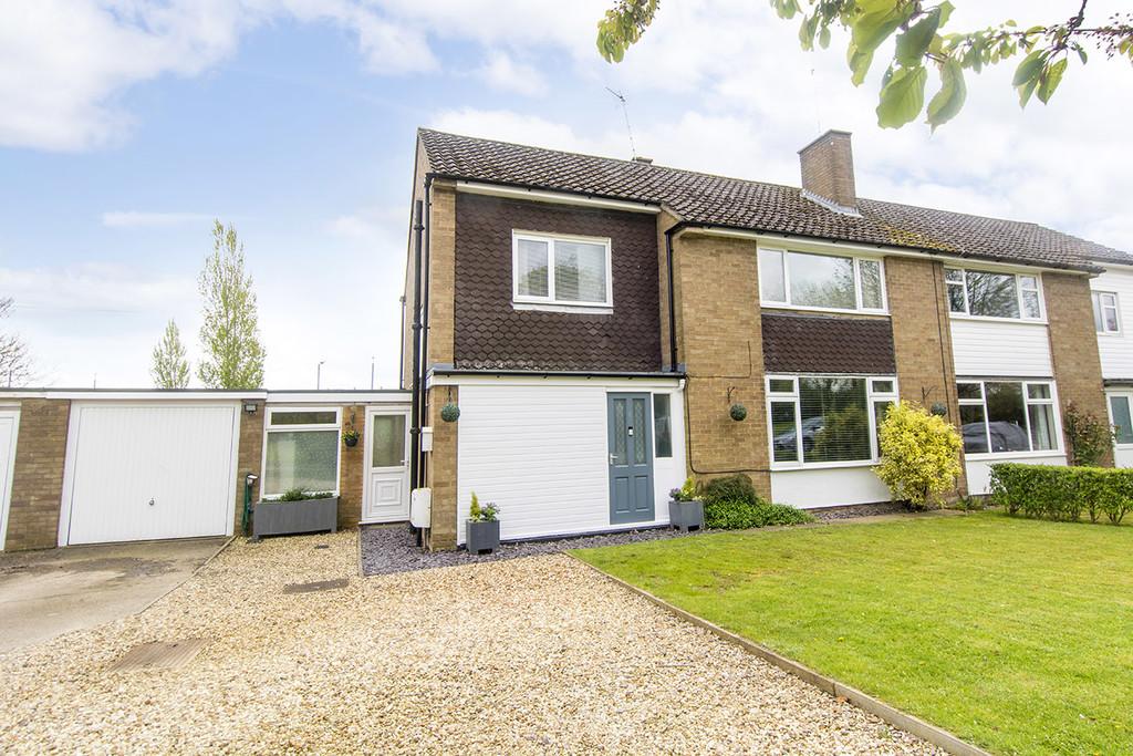 Stuart Crescent, Gartree 4 bed semidetached house for sale £337,500