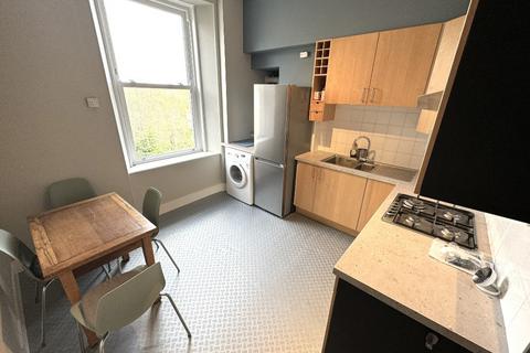 2 bedroom flat to rent, Esslemont Avenue, Rosemount, Aberdeen, AB25