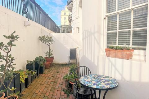 2 bedroom apartment for sale, Clarendon Terrace, Brighton, BN2 1FD