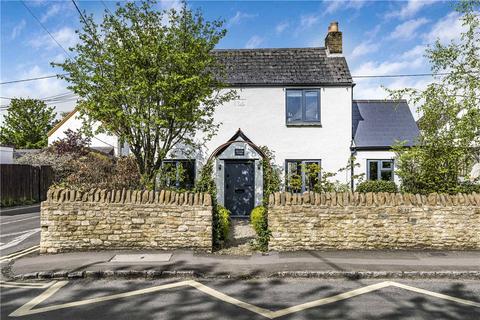 3 bedroom detached house for sale, Main Street, Clanfield, Bampton, Oxfordshire, OX18