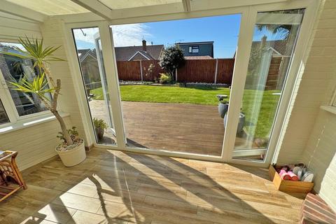 3 bedroom semi-detached house for sale, Hammy Way, Shoreham-by-Sea BN43