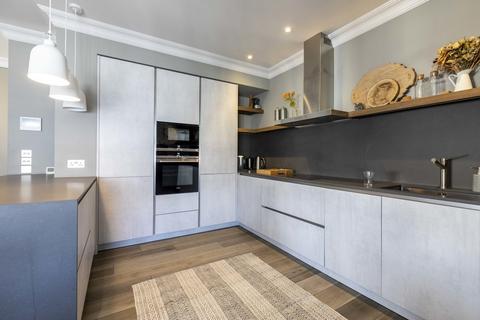2 bedroom apartment to rent, Eccleston Street, Belgravia SW1W