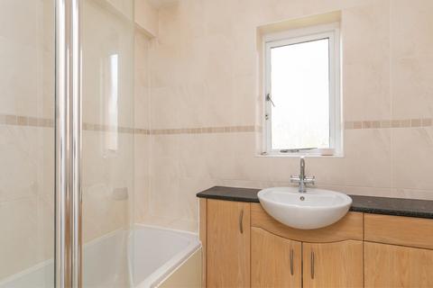 20 Denham Close, Winchester, SO23 7BL