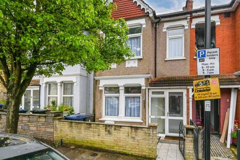3 bedroom semi-detached house to rent, Lawn Gardens, Ealing, London, W7