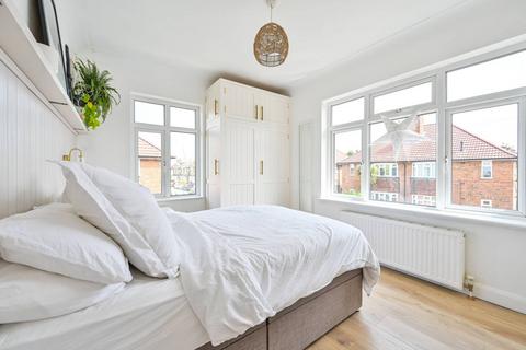 3 bedroom flat for sale, Grove Lane, Kingston, Kingston upon Thames, KT1