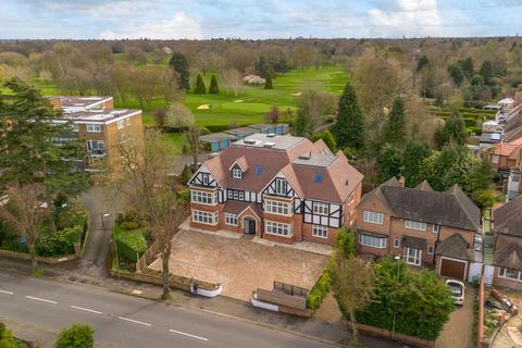 3 bedroom apartment for sale, Dovehouse Lane, Solihull, B91 2EB
