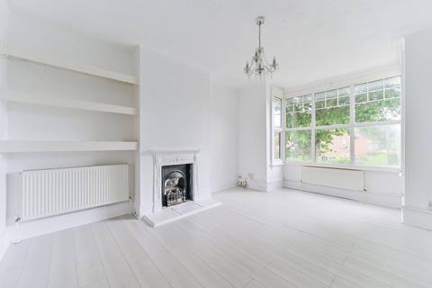 2 bedroom flat to rent, St James Road, Sutton, SM1