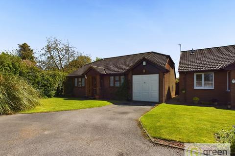 2 bedroom semi-detached bungalow for sale, Whitehouse Common Road, Sutton Coldfield B75