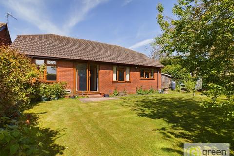 2 bedroom detached bungalow for sale, Whitehouse Common Road, Sutton Coldfield B75