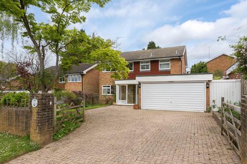 Russetts Ridgeway Road, Dorking, RH4 3EY