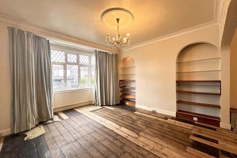 4 bedroom semi-detached house for sale, Kingsmere Park, London