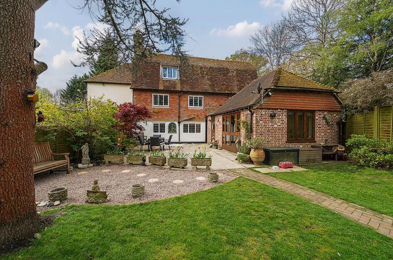 Brick Kiln Lane, Horsmonden 4 bed character property for sale £675,000