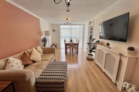 2 bedroom apartment for sale, Habitat Court, Monks Kirby Road, Sutton Coldfield, B76 2UN