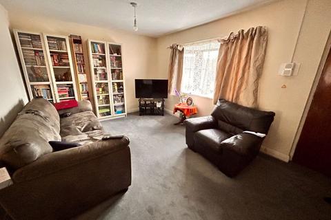 2 bedroom retirement property for sale, Goldieslie Close, Sutton Coldfield, B73 5PS