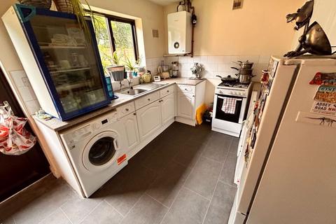 2 bedroom semi-detached bungalow for sale, Goldieslie Close, Sutton Coldfield, B73 5PS