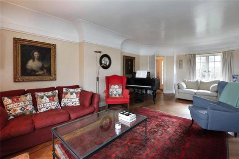 36 Ernle Road, London, SW20 0HJ