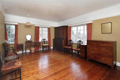 36 Ernle Road, London, SW20 0HJ