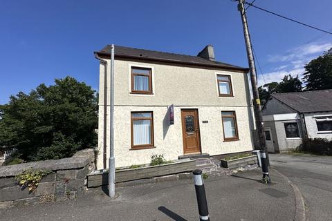 4 bedroom detached house for sale, Bontnewydd, Gwynedd