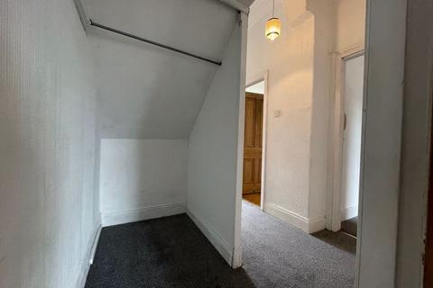 2 bedroom flat to rent, Tosson Terrace, Newcastle Upon Tyne NE6