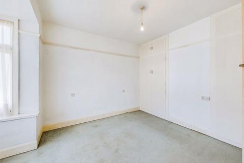 188 Croydon Road, Caterham, CR3 6QF