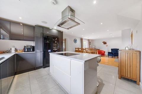 4 bedroom semi-detached house for sale, Furnace Avenue, Lamberhurst
