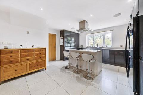 4 bedroom semi-detached house for sale, Furnace Avenue, Lamberhurst